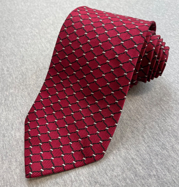 Brooks Brothers Makers Tie Men Geometric 100% Silk 3.5\